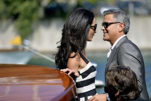 George Clooney Amal Alamuddin - wedding Venice - black and white dress Dolce and Gabbana - September 2014.jpg
